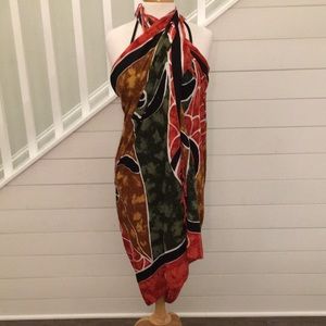 Sarong / swimsuit coverup
